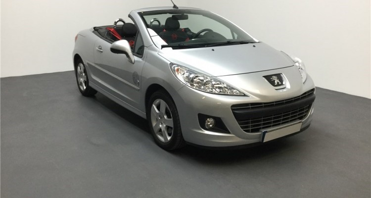 PEUGEOT 207 CC