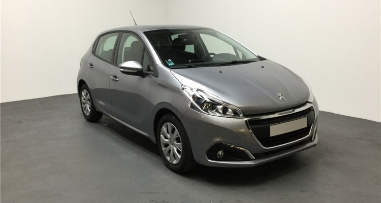 PEUGEOT 208 II